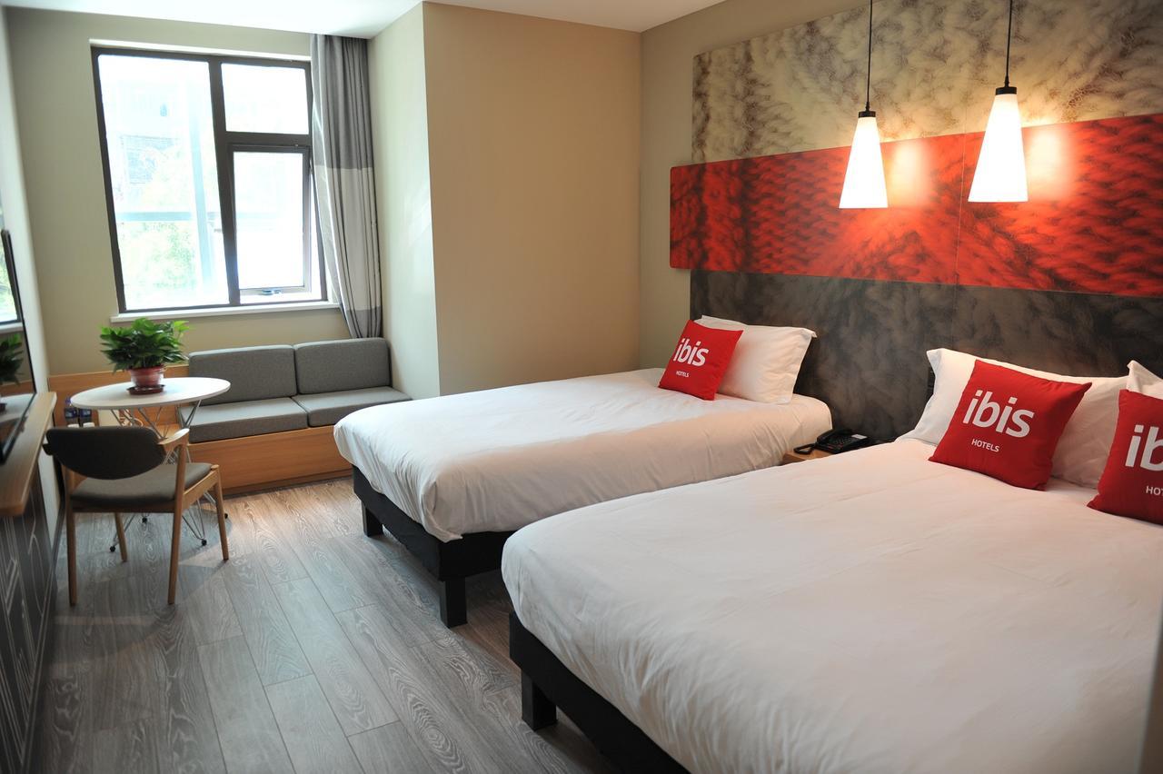 Ibis Lanzhou Wuquan Square Hotel Eksteriør billede